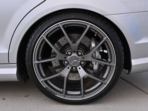 Used 2008 Mercedes-Benz C 63 AMG Sedan image 27