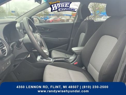 Used 2019 Hyundai Kona SE AWD/4WD image 12