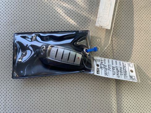 Used 2022 INFINITI QX50 Sensory w/ Cargo Package image 37