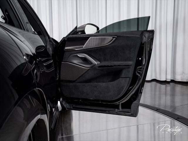 Used 2025 Ferrari Purosangue AWD/4WD image 44