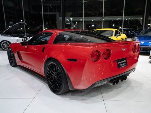 Used 2009 Chevrolet Corvette Z06 w/ Preferred Equipment Group RWD image 2