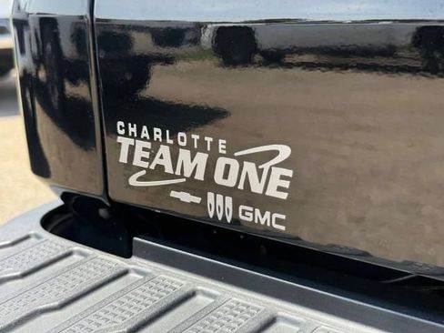 Used 2021 Chevrolet Silverado 1500 LTZ AWD/4WD image 35