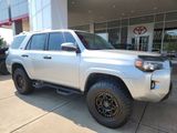 Used 2017 Toyota 4Runner SR5 Premium image 4