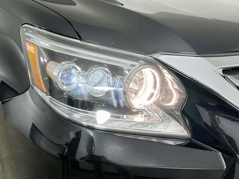 Used 2014 Lexus GX 460 AWD/4WD image 9