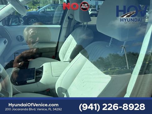 Used 2026 Hyundai Palisade SEL FWD image 9