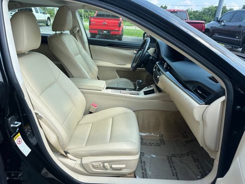 Used 2014 Lexus ES 350 FWD image 29