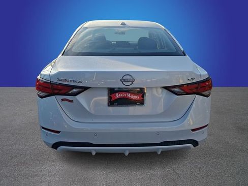 Used 2024 Nissan Sentra SV FWD image 5