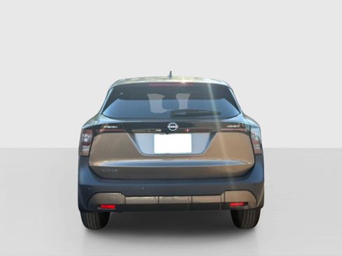 New 2026 Nissan Kicks S FWD image 4