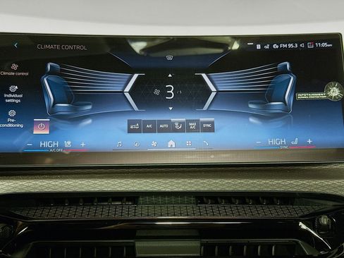 New 2026 BMW 330i xDrive 330i xDrive w/ M Sport Package image 16