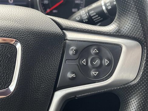 Used 2023 GMC Acadia SLE w/ Driver Convenience Package image 24