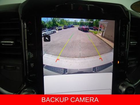 Used 2024 RAM 1500 Big Horn AWD/4WD image 16