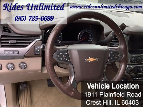 Used 2017 Chevrolet Suburban Premier AWD/4WD image 19