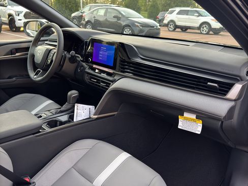 New 2026 Toyota Camry SE image 18