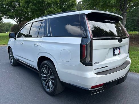 Used 2024 Cadillac Escalade Sport w/ Touring Package AWD/4WD image 26