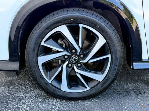 Used 2020 Honda HR-V Sport image 11