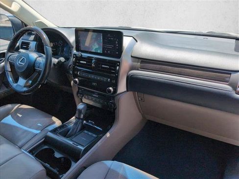 Used 2022 Lexus GX 460 Premium w/ Premium Package AWD/4WD image 23