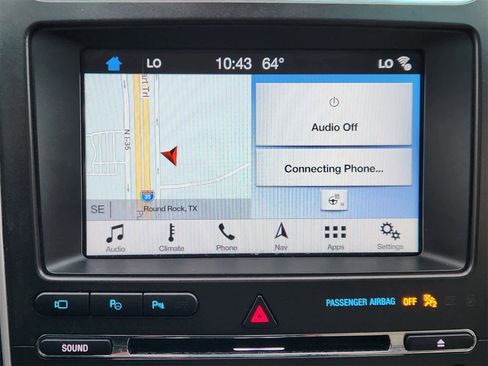 Used 2017 Ford Explorer Platinum image 16