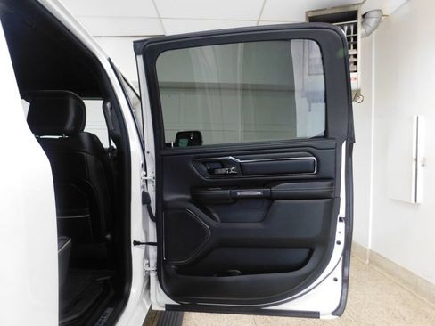 Used 2022 RAM 1500 Limited w/ Body-Colour Bumper Group AWD/4WD image 66