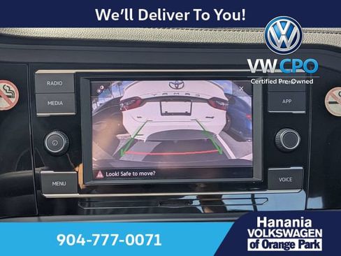 Certified 2024 Volkswagen Jetta SE FWD image 19