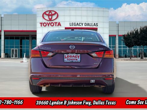 Used 2023 Nissan Altima 2.5 SV AWD/4WD image 8
