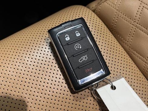 Used 2024 Jeep Grand Cherokee L Summit image 32