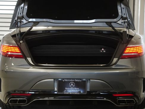 Used 2020 Mercedes-Benz S 560 Cabriolet image 36