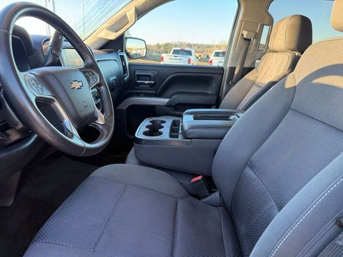 Used 2018 Chevrolet Silverado 1500 LT w/ All Star Edition image 9