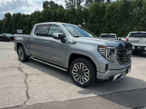 Used 2025 GMC Sierra 1500 Denali Ultimate AWD/4WD image 2