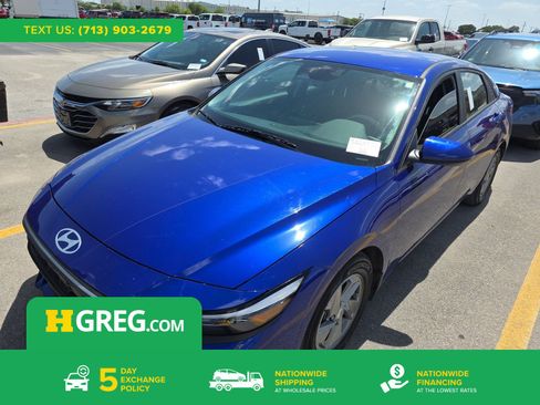 Used 2024 Hyundai Elantra SE FWD image 1