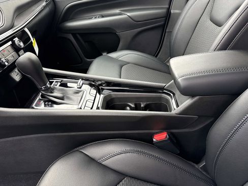 New 2026 Jeep Compass Latitude AWD/4WD image 14