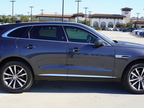 Used 2021 Jaguar F-PACE S image 4