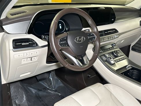 Used 2020 Hyundai Palisade Limited w/ Winter Weather Package image 22
