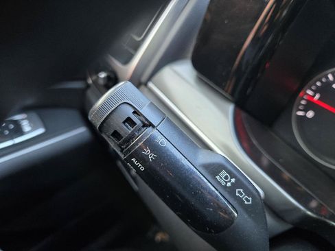 Used 2021 Kia Sorento LX FWD image 26