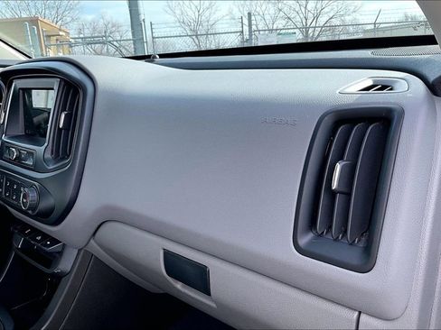 Used 2019 GMC Canyon 2WD Crew Cab w/ Convenience Package image 21