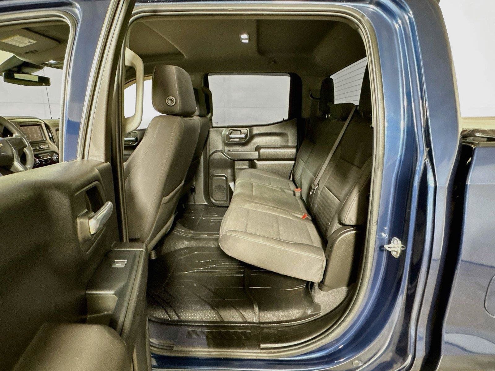 Used 2023 Chevrolet Silverado 1500 Custom AWD/4WD image 20