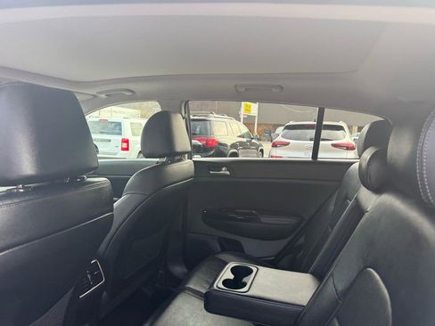 Used 2018 Kia Sportage SX image 32