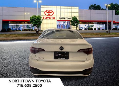 Used 2024 Volkswagen Jetta Sport FWD image 14