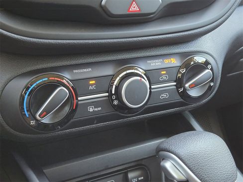 New 2025 Kia Soul LX image 14