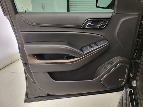 Used 2017 Chevrolet Tahoe LT image 29