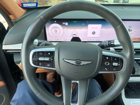 Used 2025 Genesis GV80 3.5T Advanced image 14