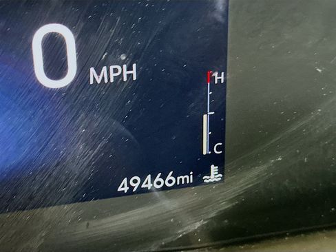 Used 2024 Buick Encore GX Sport Touring FWD image 19