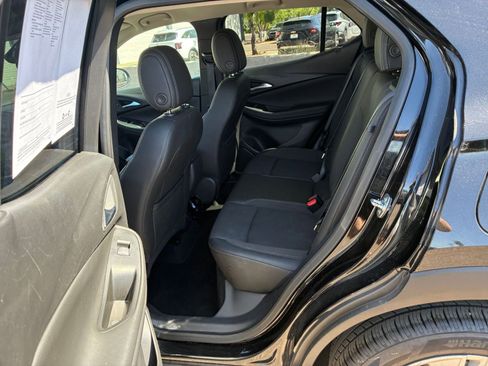 Used 2025 Buick Encore GX Preferred FWD image 24