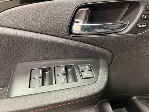 New 2025 Honda Ridgeline Black Edition image 13