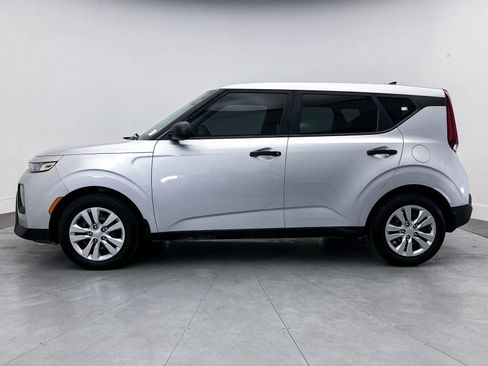 Used 2020 Kia Soul LX FWD image 30
