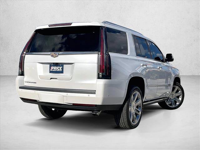 Used 2020 Cadillac Escalade Premium Luxury RWD image 2