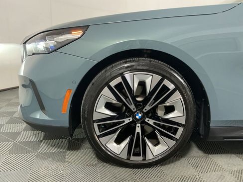 Certified 2024 BMW 530i xDrive w/ M Sport Package image 8