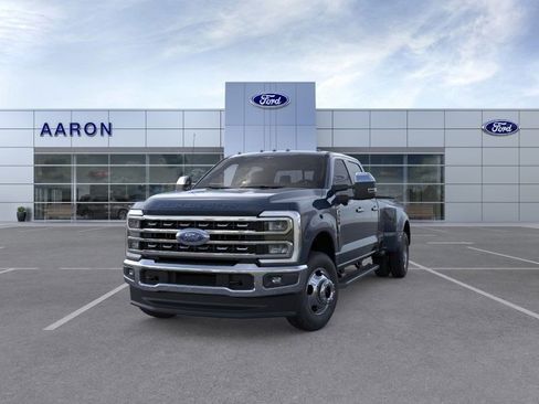 New 2025 Ford F350 Lariat w/ Chrome Package AWD/4WD image 3