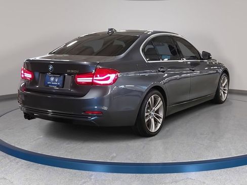 Used 2017 BMW 330i Sedan image 5