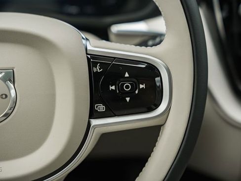 New 2026 Volvo XC60 B5 Ultra w/ Climate Package AWD/4WD image 28