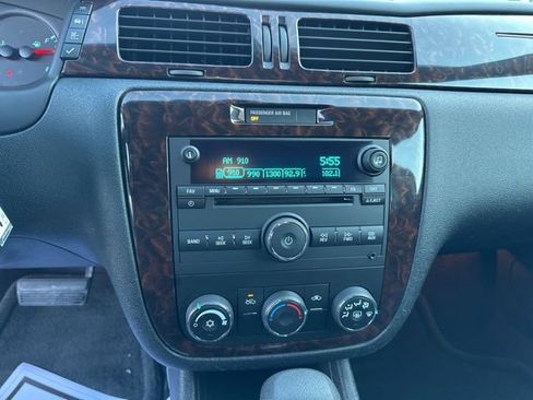 Used 2016 Chevrolet Impala Limited LS image 18